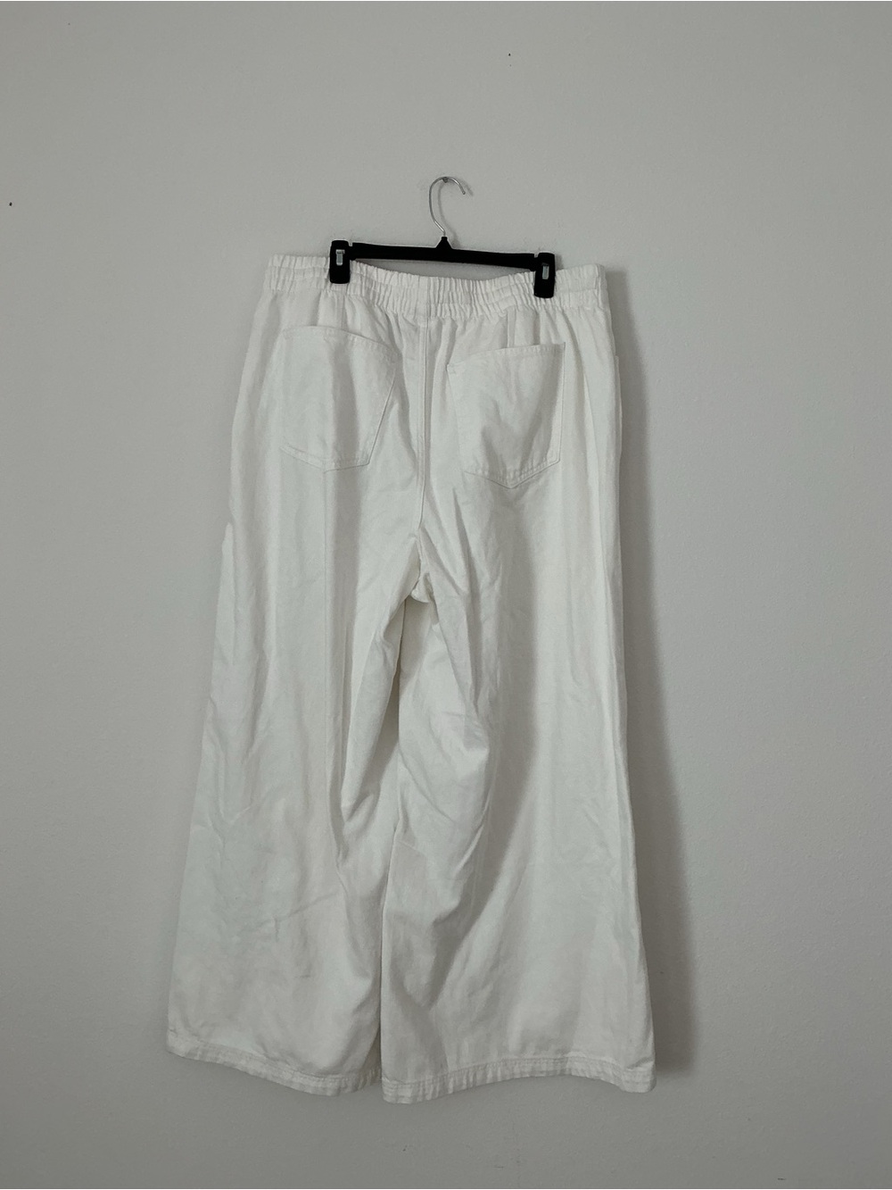 Universal Thread White Wide-Leg Drawstring Pants - Picture 3 of 4